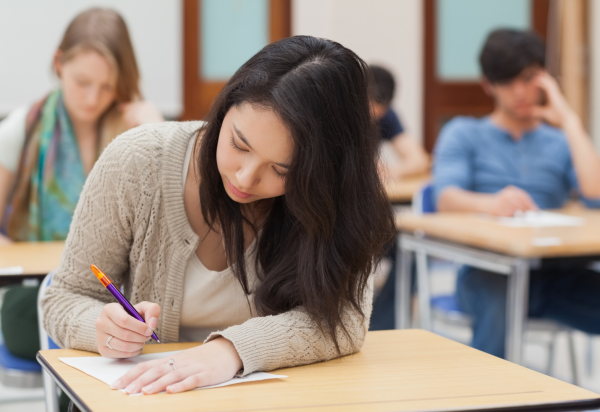Cuenta atrás para el segundo período de exámenes en la UNED