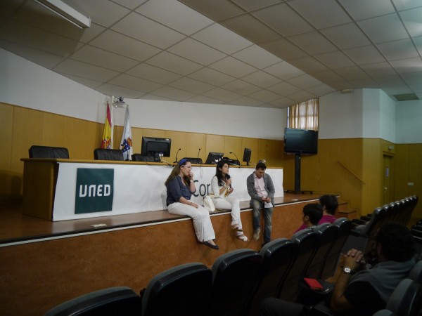 La Delegación de Estudiantes da la bienvenida a los alumnos