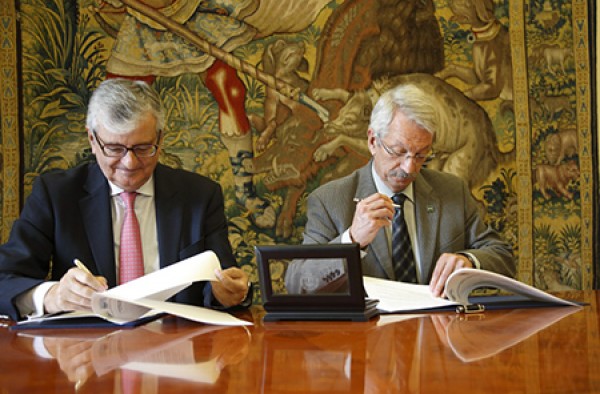 La UNED firma un convenio con la Fiscalía