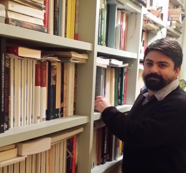 La UNED cumple una función social que la lleva un paso más allá y la diferencia de las demás. Estoy convencido de que aquí, están los alumnos más motivados y los mejor preparados