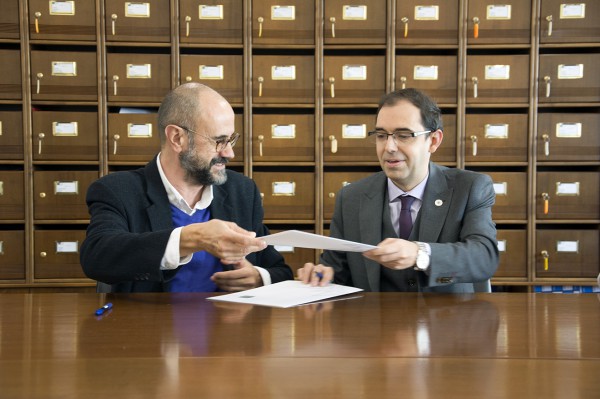 El Centro UNED de A Coruña firma un convenio de cooperación educativa con UTACA para la realización de prácticas curriculares en las áreas de psicología, educación social y trabajo social