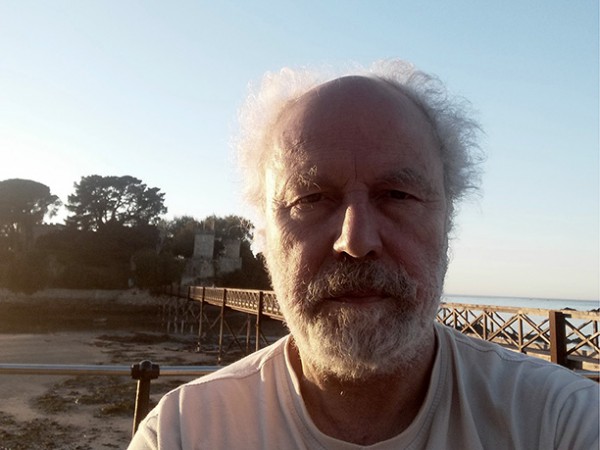 “<<Esto es lo mío>>, pensé. A los pocos días ya tenía formalizada la matrícula de todas las asignaturas de primero sin saber muy bien el rendimiento que podría dar”