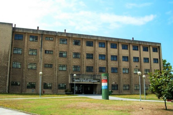 ¡Conoce tu Centro! Presentación de servicios del Centro Asociado: secretaría, librería y redes sociales