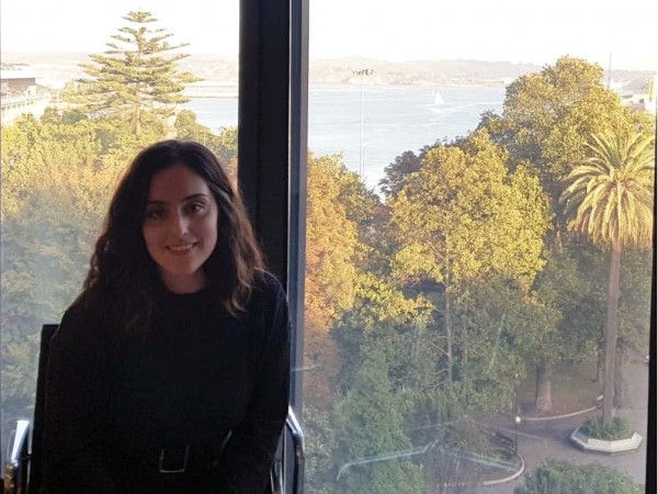 Como estudiante he evolucionado porque tengo más capacidad de síntesis. Además, te das cuenta de que es necesario hacer cambios en tus técnicas de estudio, las vas adaptando y mejorando. Descubres la importancia de ser metódico y constante y esto te hace evolucionar en cualquier faceta de la vida.